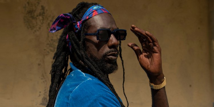 Listen To Buju Banton's "Madda Badda"