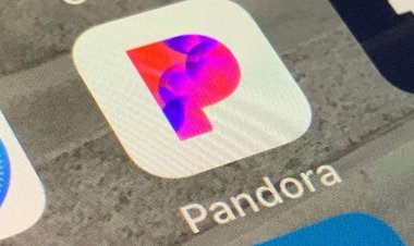 Pandora Subscriber Base Falls By 37%